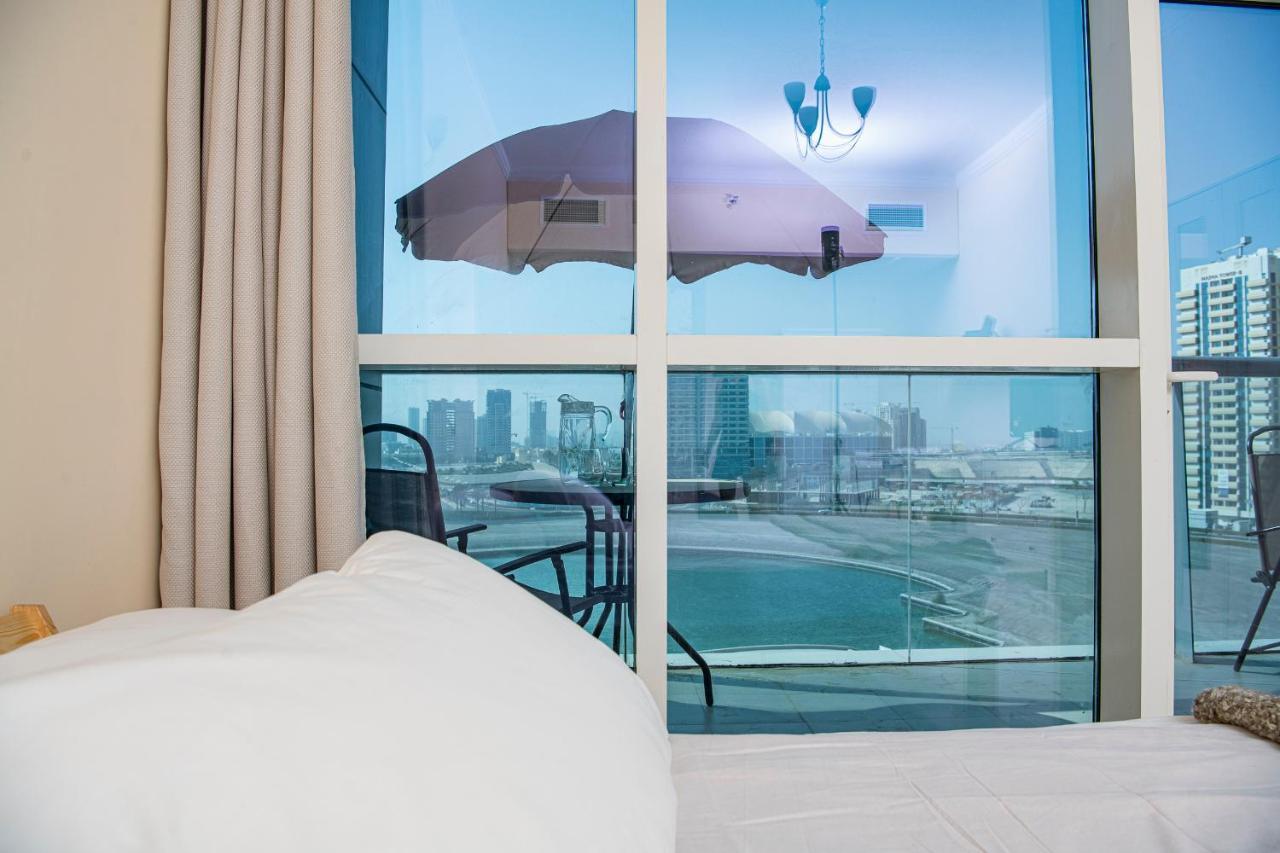Studio In The Heart Of Sports City -Great View & Amenities! Dubai Bagian luar foto
